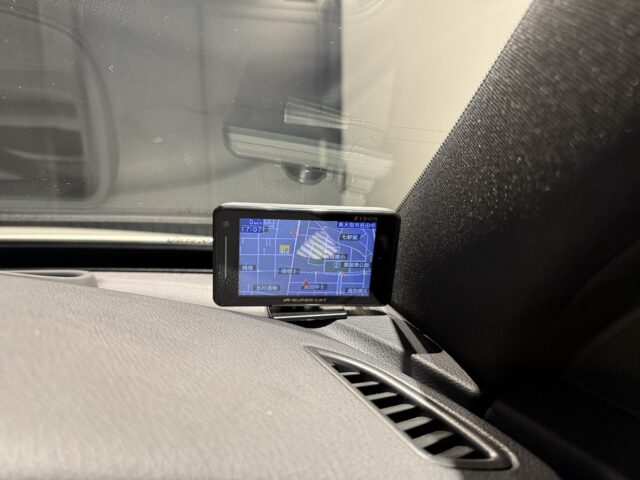 ベンツ　C200　パノラマサンルーフ　赤革 イメージ17