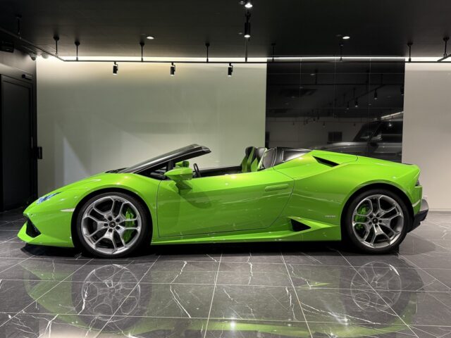 ランボルギーニ ウラカン 緑 イメージ2