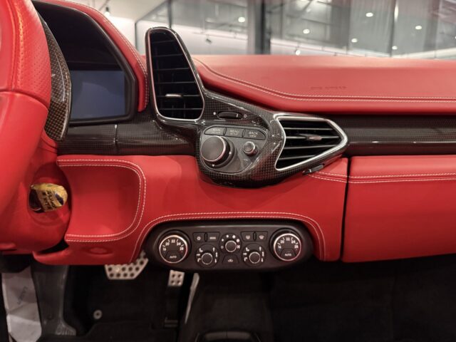 フェラーリ458　黒 イメージ20