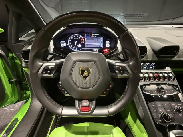 ランボルギーニ ウラカン 緑 イメージ10