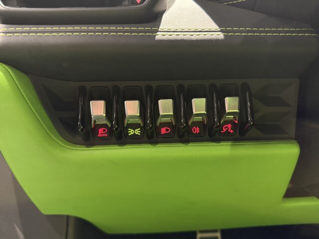 ランボルギーニ ウラカン 緑 イメージ30