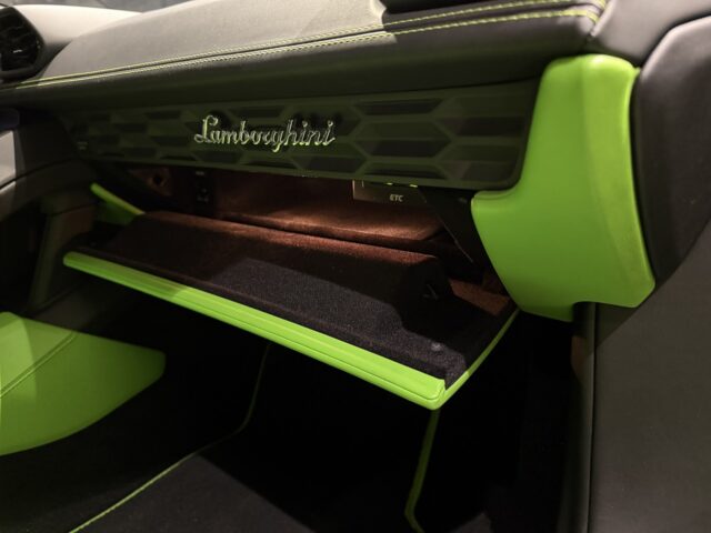 ランボルギーニ ウラカン 緑 イメージ29