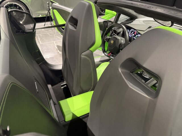 ランボルギーニ ウラカン 緑 イメージ19