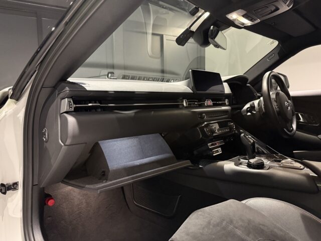 スープラ2.0SZ-R 白 イメージ39