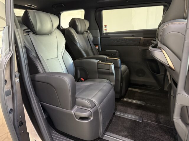 アルファード　プレシャスレオブロンド イメージ17