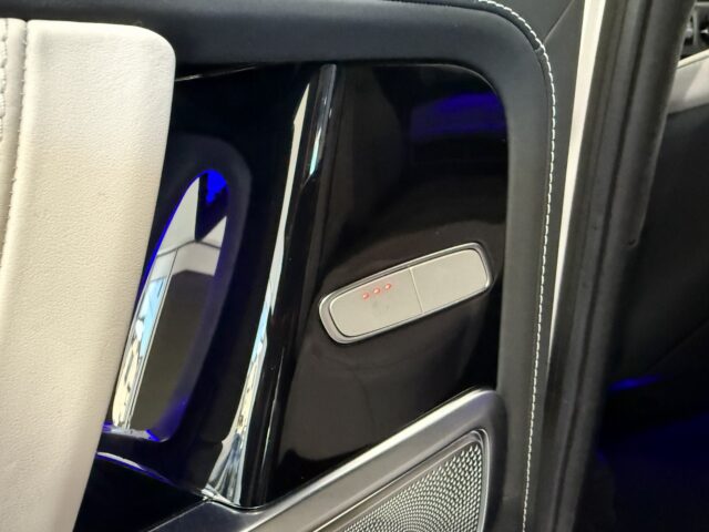 メルセデスベンツG400d エディションマグノ白 イメージ31