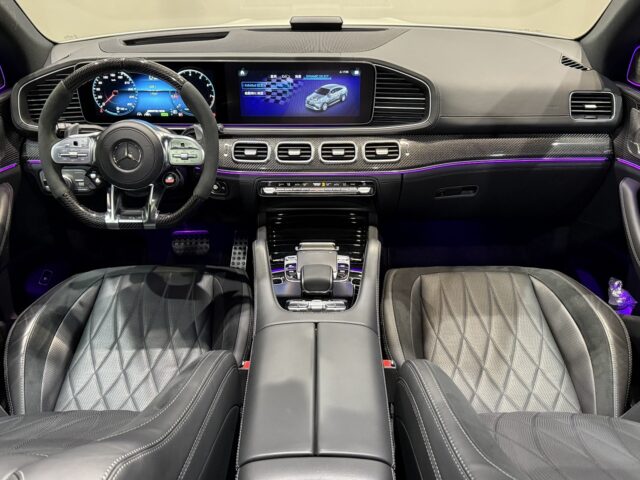 メルセデスAMG　GLE63S　ダイヤモンドホワイト イメージ5