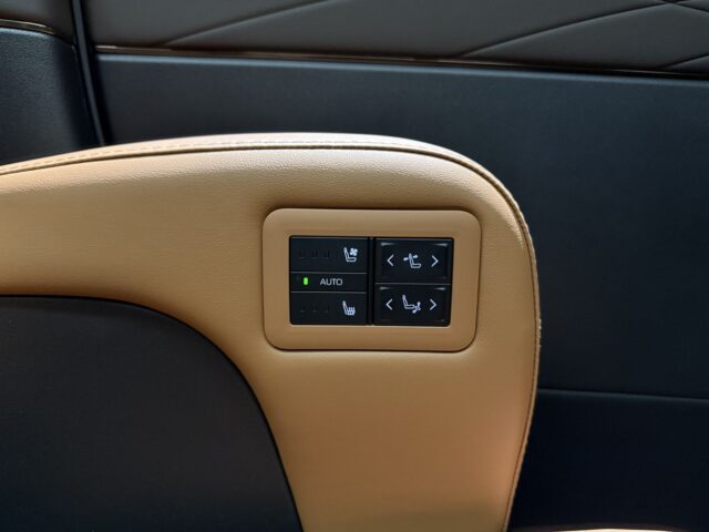 改良後　ヴェルファイア　メタル イメージ35