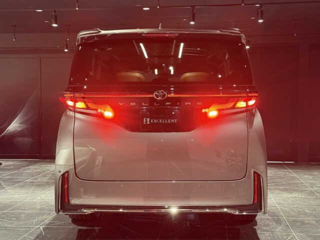 改良後　ヴェルファイア　メタル イメージ46