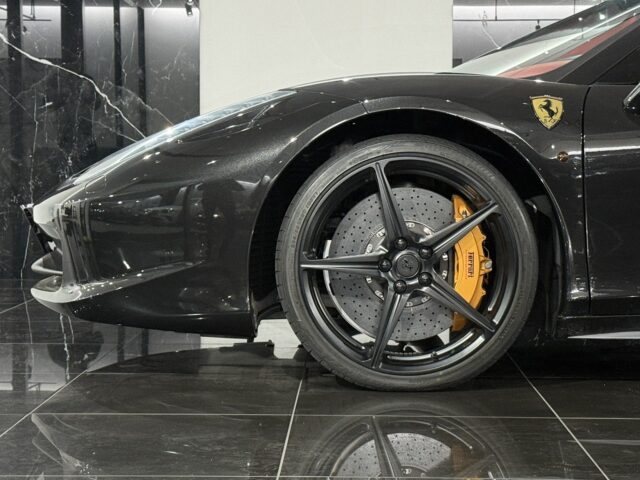 フェラーリ458　黒 イメージ5