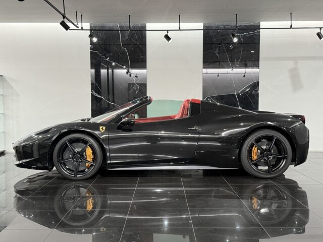 フェラーリ458　黒 イメージ3