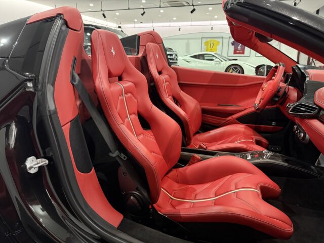 フェラーリ458　黒 イメージ11