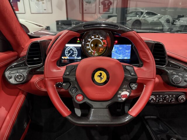 フェラーリ458　黒 イメージ12