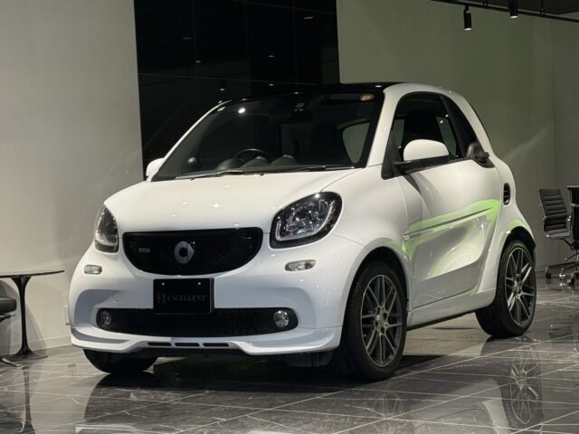 スマート フォーツークーペ ブラバスEXC LTD イメージ1