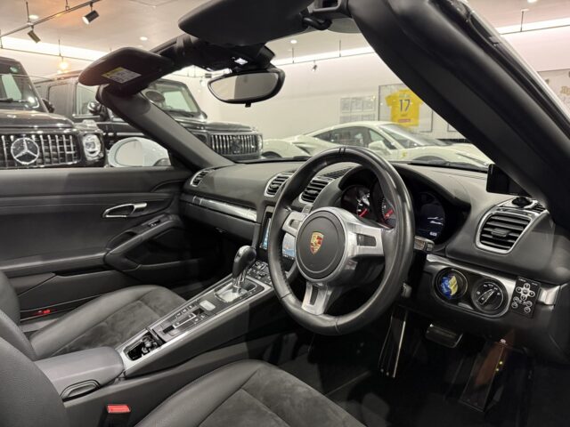 ポルシェ　ボクスター　S　ホワイト　黒幌　黒内装 イメージ17