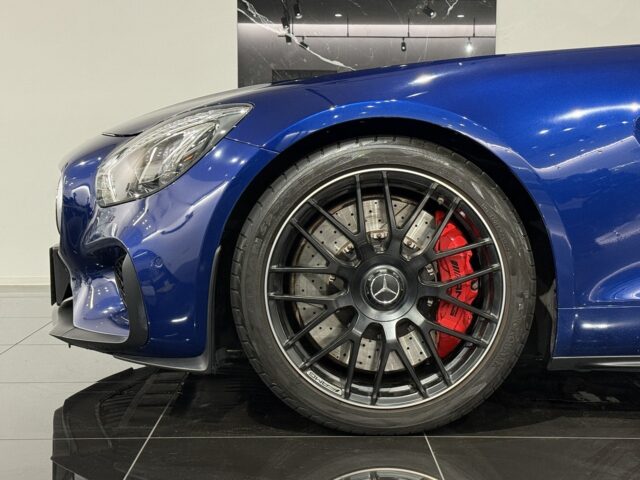 メルセデスAMG　GT　ブルー イメージ5