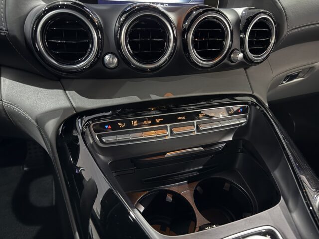 メルセデスAMG　GT　ブルー イメージ28