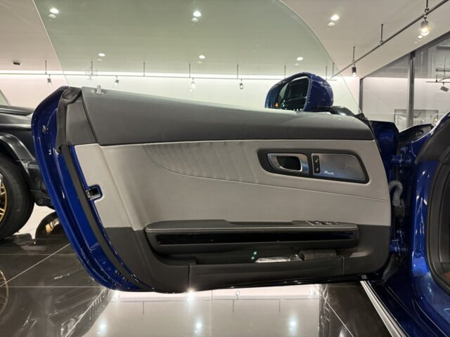 メルセデスAMG　GT　ブルー イメージ25