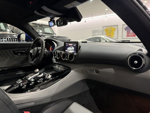 メルセデスAMG　GT　ブルー イメージ16