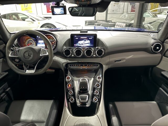 メルセデスAMG　GT　ブルー イメージ6