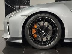 GT-R ブラックエディション アルティメイトメタルシルバー イメージ4