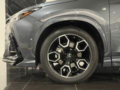 レクサス　NX350ｈ　Fスポーツ　グレー　TRDエアロ イメージ4