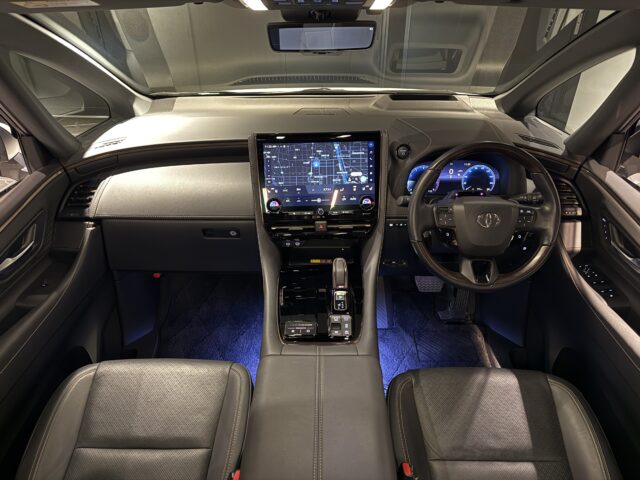 ヴェルファイアHV Zプレミア モデリスタ イメージ2