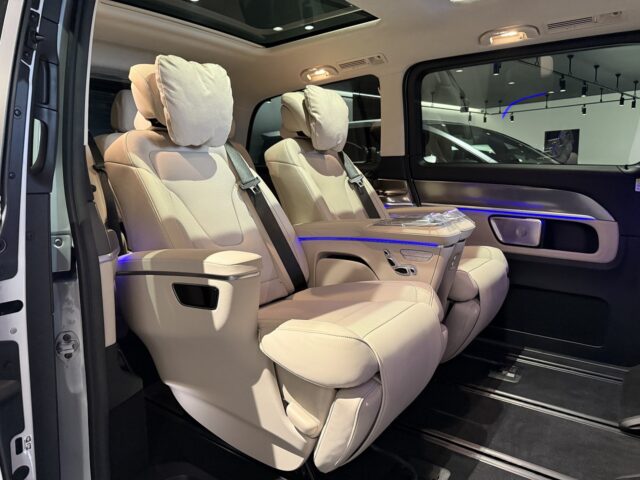 メルセデス　V220d　プラチナスイート イメージ13