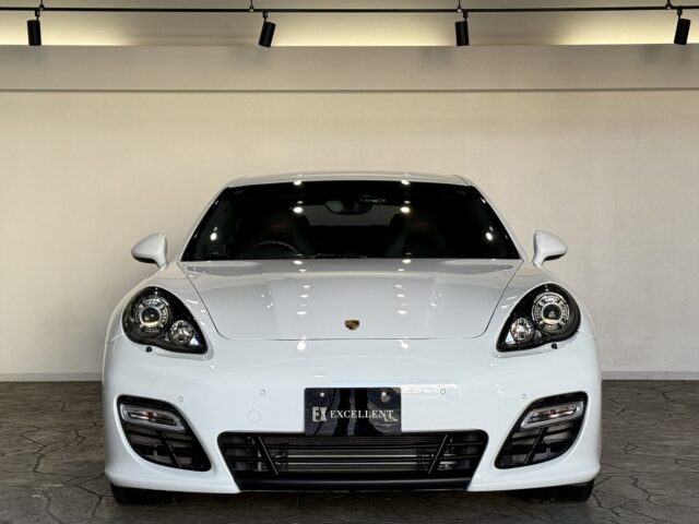 ポルシェ　パナメーラGTS　白　 イメージ9