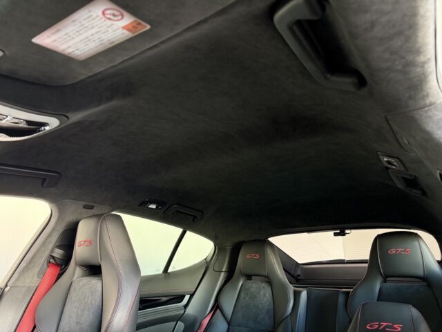 ポルシェ　パナメーラGTS　白　 イメージ23