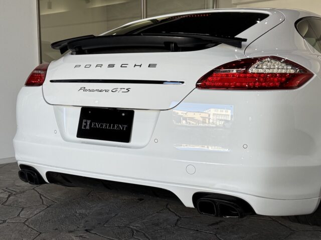 ポルシェ　パナメーラGTS　白　 イメージ19