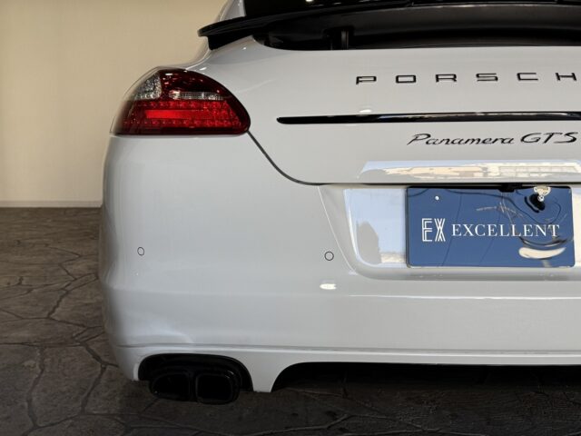 ポルシェ　パナメーラGTS　白　 イメージ29
