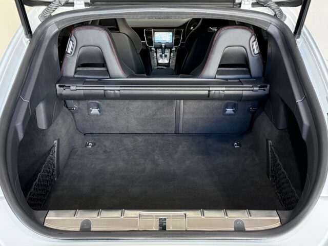 ポルシェ　パナメーラGTS　白　 イメージ24