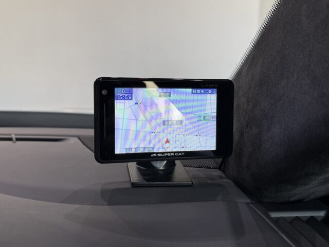 ポルシェ　パナメーラGTS　白　 イメージ35