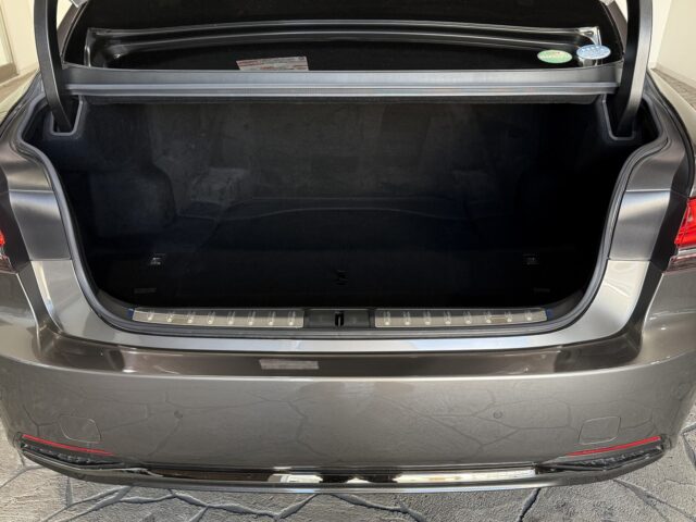 レクサスLS500h　Fスポーツ　マンガンラスター イメージ25