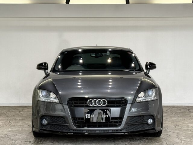 アウディ　TTクーペ　１．８TFSI　Sﾗｲﾝｺﾝﾍﾟﾃｨｼｮﾝ　グレー イメージ9