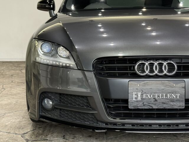 アウディ　TTクーペ　１．８TFSI　Sﾗｲﾝｺﾝﾍﾟﾃｨｼｮﾝ　グレー イメージ26