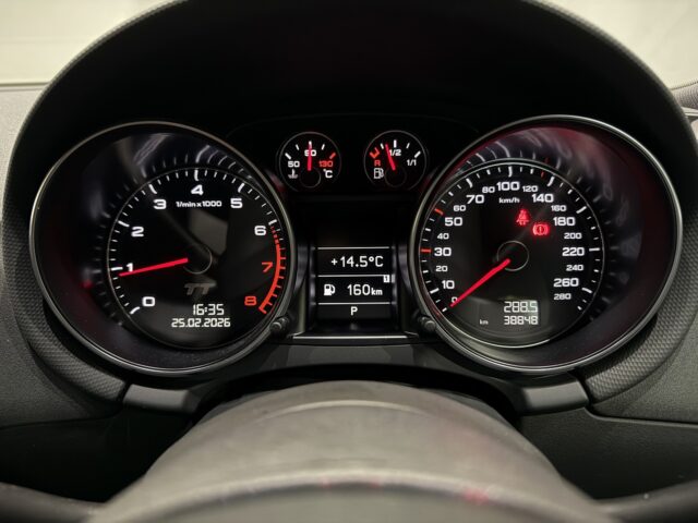 アウディ　TTクーペ　１．８TFSI　Sﾗｲﾝｺﾝﾍﾟﾃｨｼｮﾝ　グレー イメージ37