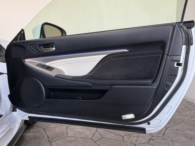 レクサス　RCF　トムスエアロ　 イメージ22