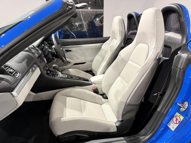 ポルシェ 718ボクスター GTS 水色 イメージ8