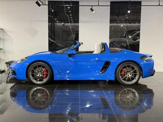 ポルシェ 718ボクスター GTS 水色 イメージ9