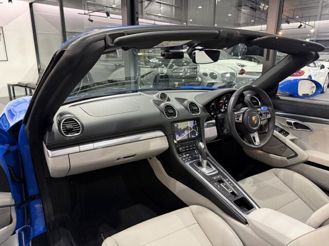 ポルシェ 718ボクスター GTS 水色 イメージ15