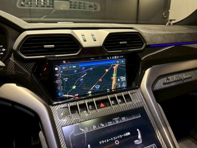 ランボルギーニ　ウルス　ペルフォルマンテ イメージ29