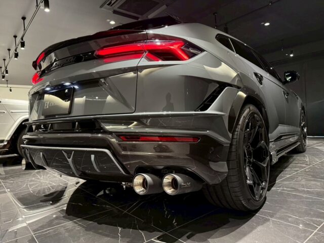 ランボルギーニ　ウルス　ペルフォルマンテ イメージ19