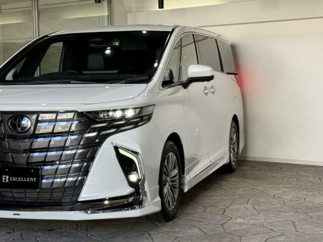 トヨタ アルファードZ 白 R6年 40系 イメージ24