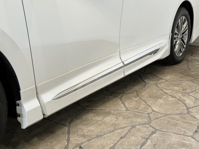 トヨタ アルファードZ 白 R6年 40系 イメージ12