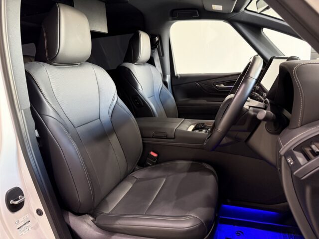 トヨタ アルファードZ 白 R6年 40系 イメージ7