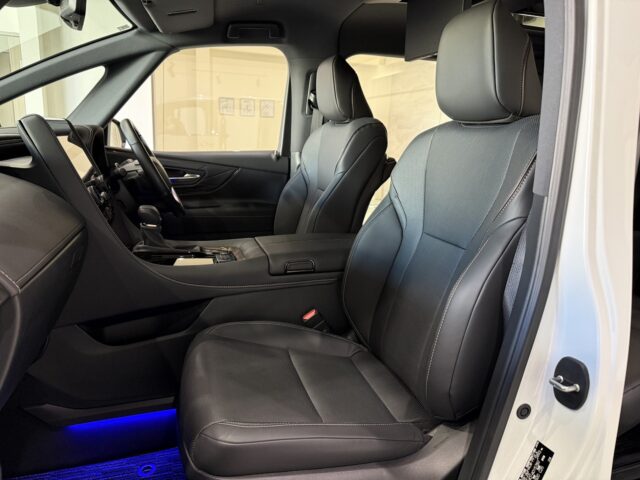 トヨタ アルファードZ 白 R6年 40系 イメージ8