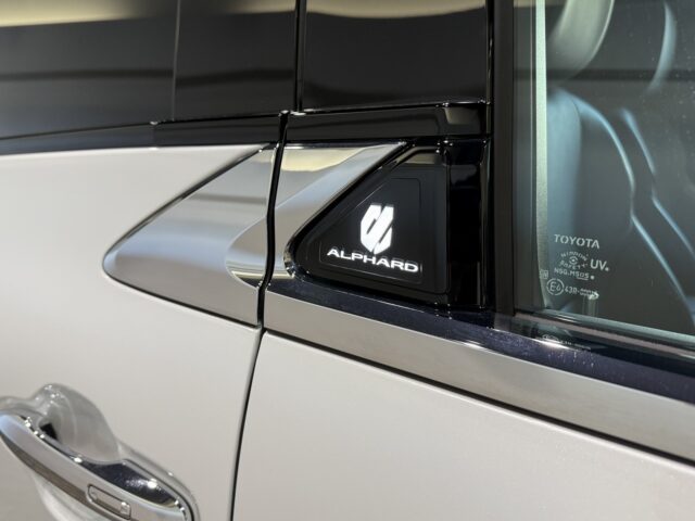 トヨタ アルファードZ 白 R6年 40系 イメージ14