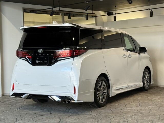 トヨタ アルファードZ 白 R6年 40系 イメージ3